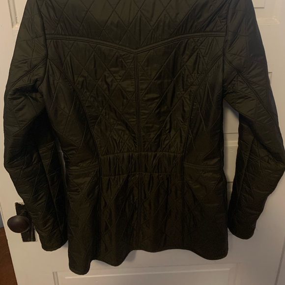 Women’s Barbour Cavalry Polarquilt Jacket, Size US 6, Green - Picture 2 of 7